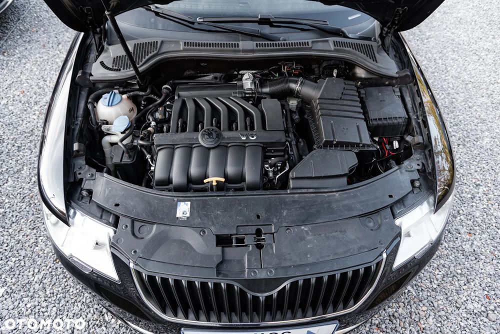 Skoda Superb 3.6 V6 4x4 DSG Elegance - 40