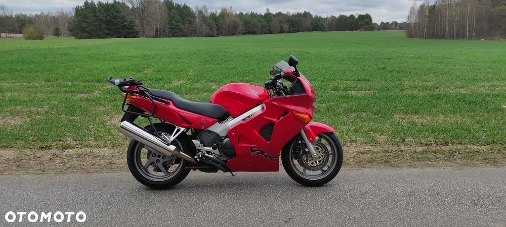 Honda VFR - 1