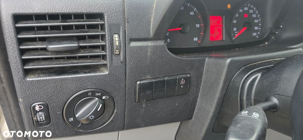 Volkswagen Crafter 35 2.5TDI automat - 20