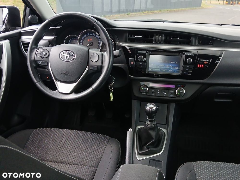Toyota Corolla 1.6 Premium EU6 - 21