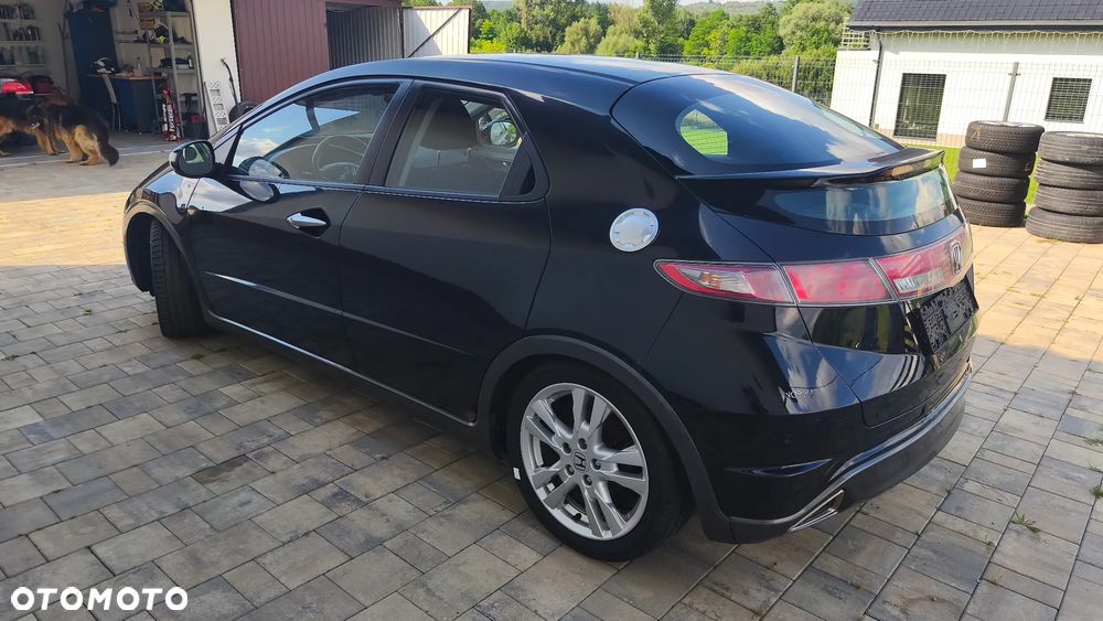 Honda Civic 1.8 Sport - 2