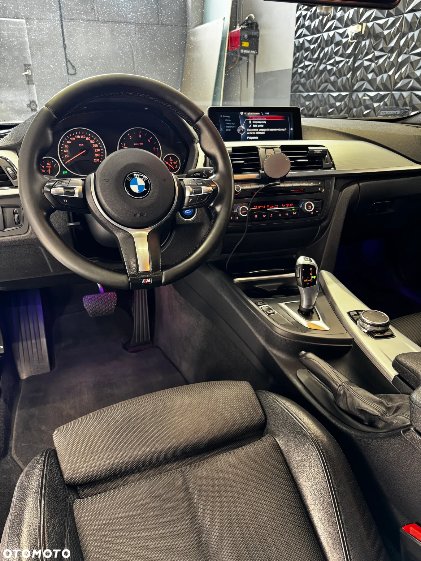 BMW Seria 3 316d - 10