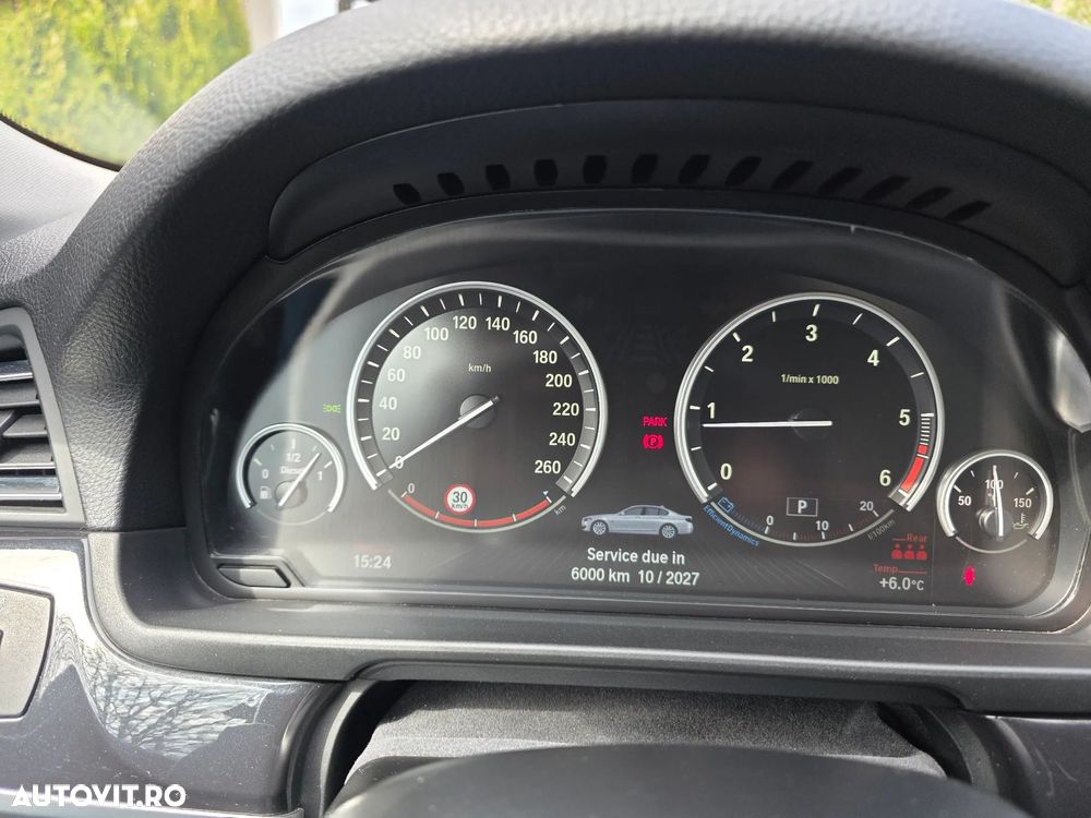 BMW Seria 5 520d Aut. Luxury Line - 7