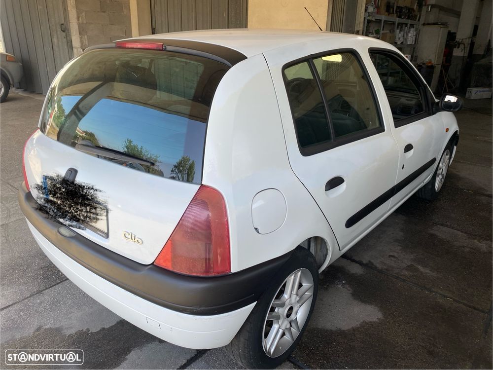 Renault Clio 1.2 - 3