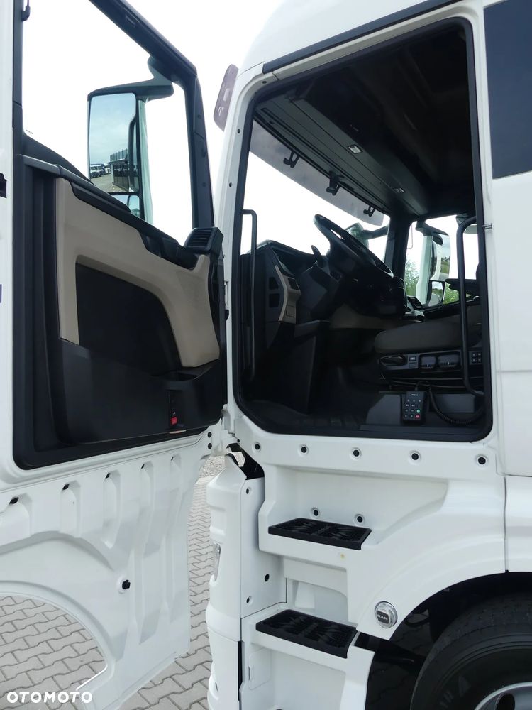 MAN TGX 18.470 / EURO 6 / LOW DECK / 4 SZTUKI / - 15