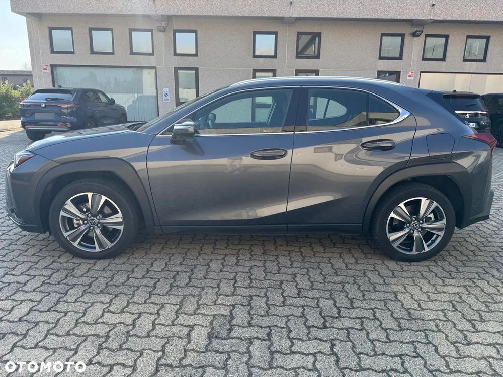 Lexus UX 300e Luxury Line - 12