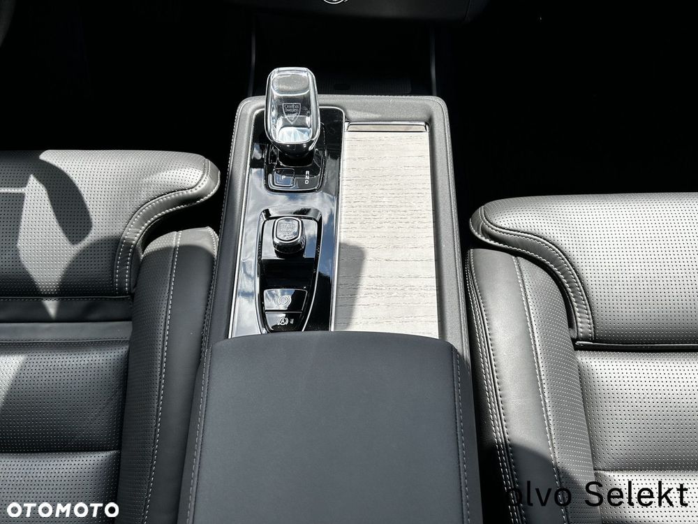 Volvo XC 90 - 16