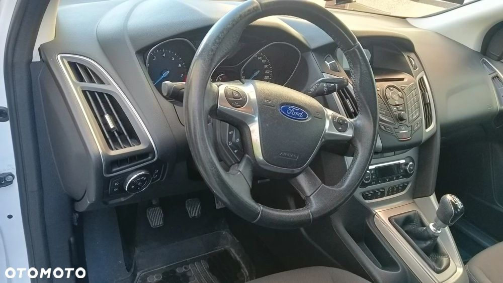 Ford Focus 1.0 EcoBoost Edition - 5