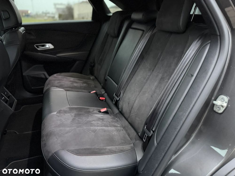 DS Automobiles DS 7 Crossback 1.6 PureTech Performance Line + - 35