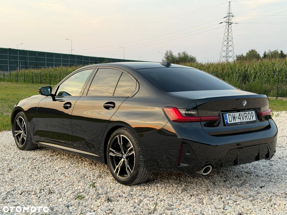 BMW Seria 3 320d xDrive mHEV M Sport - 12