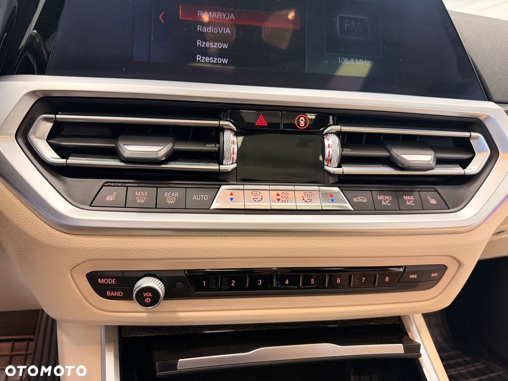 BMW Seria 3 - 21