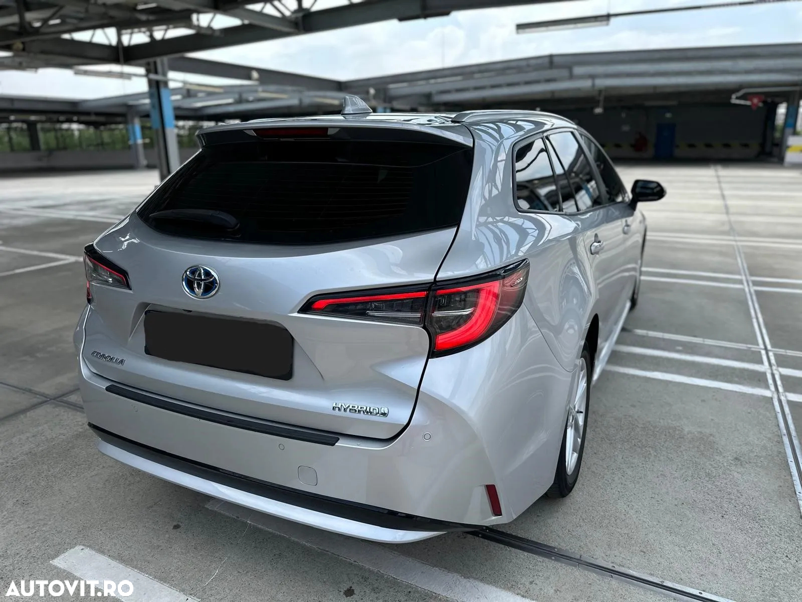 Toyota Corolla 1.8 Hybrid Touring Sports - 4