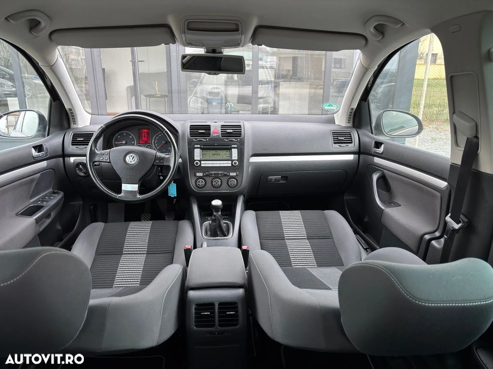 Volkswagen Golf 1.9 TDI DPF United - 5