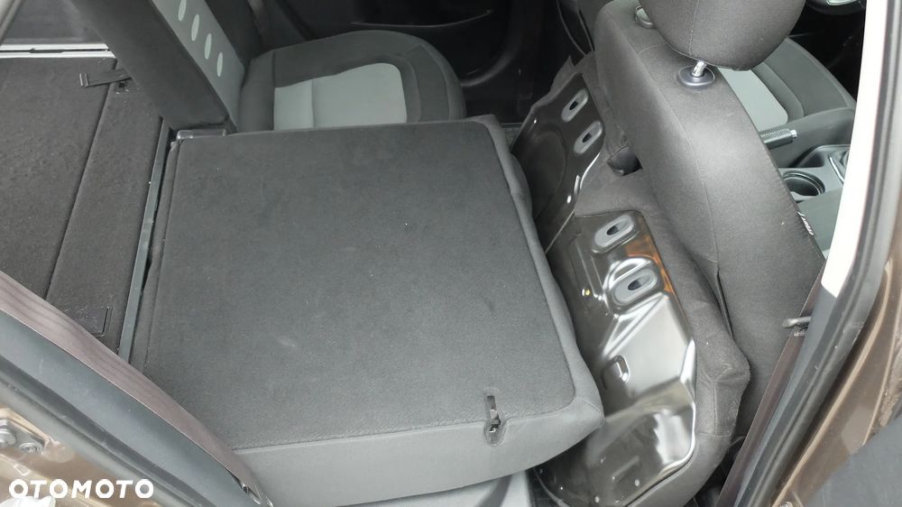 Kia Ceed Cee'd 1.6 GDI L - 35