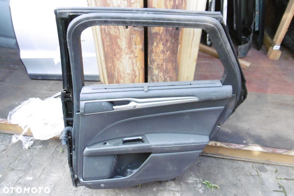 Drzwi tył prawe Ford Mondeo