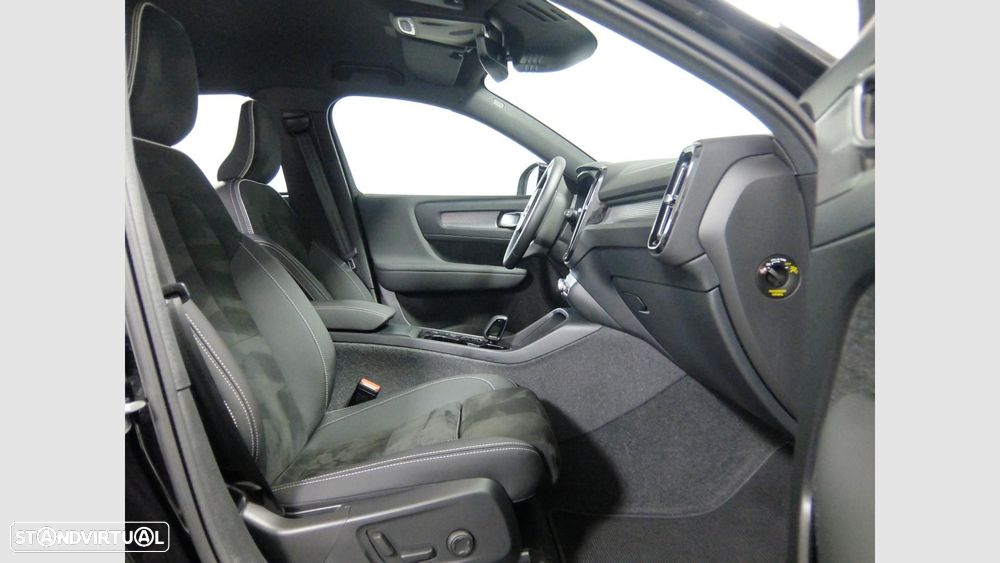 Volvo XC 40 1.5 T2 Plus Dark Auto - 9
