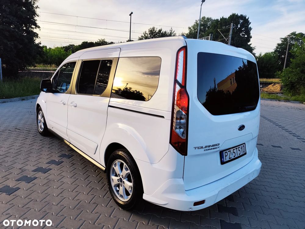 Ford Tourneo Connect Grand - 4