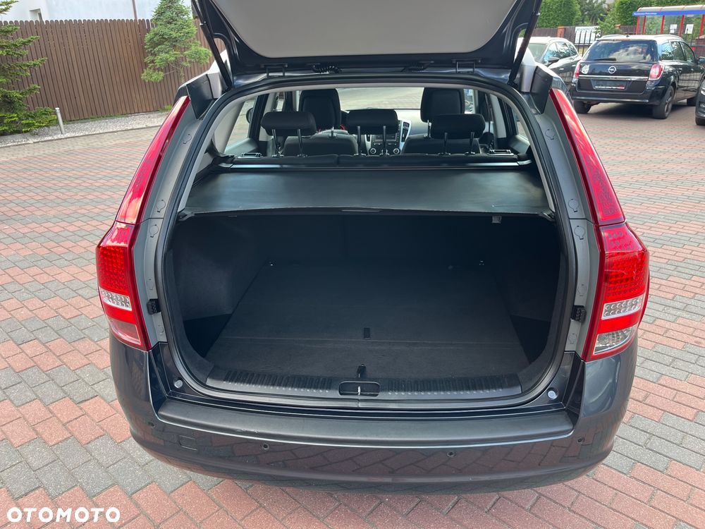 Kia Ceed 1.4 CVVT Attract - 33