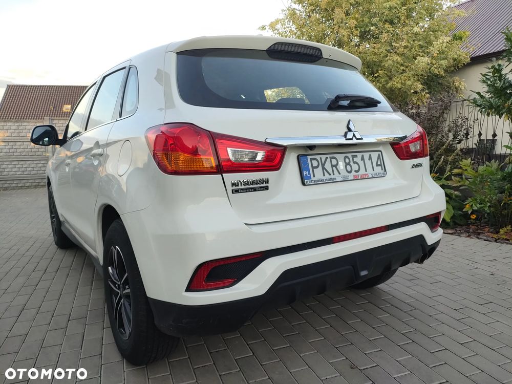 Mitsubishi ASX - 9