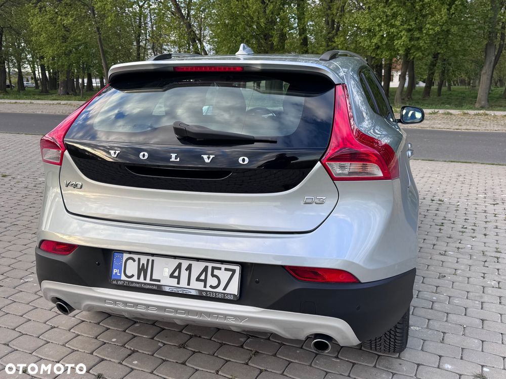 Volvo V40 D3 Inscription - 15