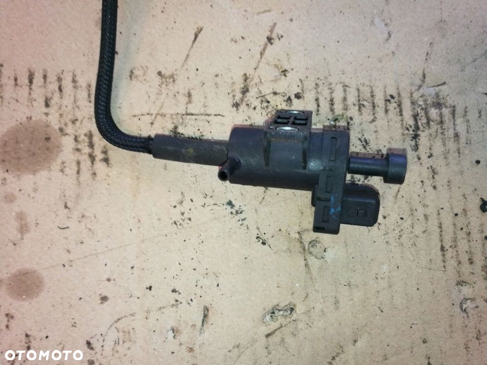 zaworek podciśnienia egr master iii 2.3 dci 10+