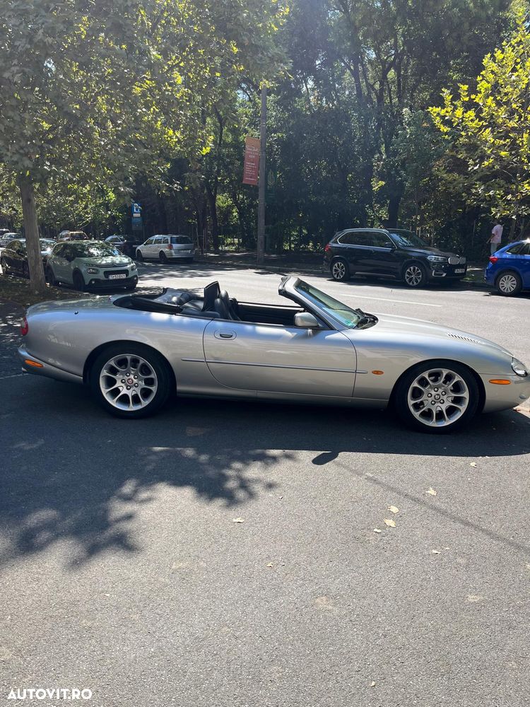 Jaguar XKR - 1
