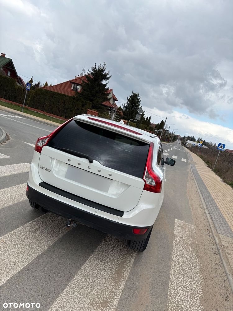 Volvo XC 60 D3 Momentum - 14