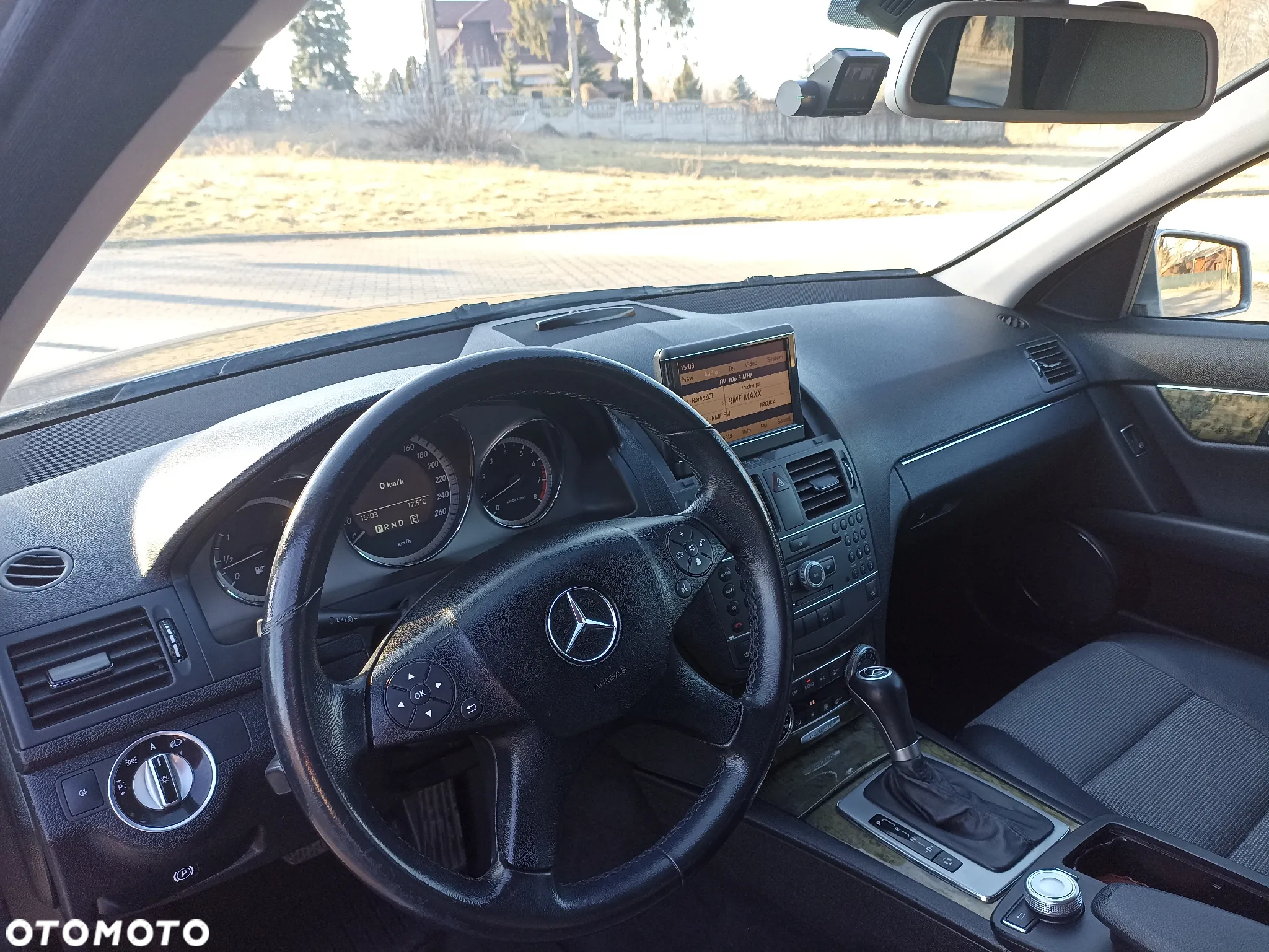 Mercedes-Benz Klasa C 200 T CGI Automatik BlueEFFICIENCY Avantgarde - 4