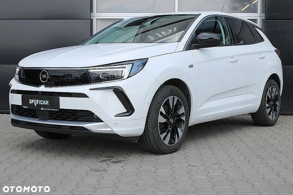 Opel Grandland 1.2 T Business Elegance S&S - 11