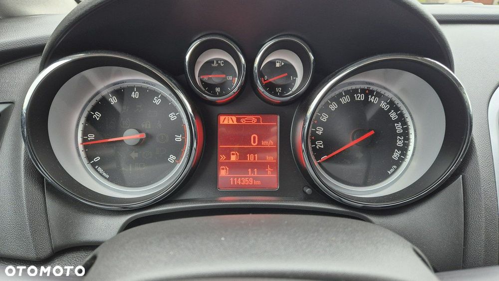 Opel Astra - 16
