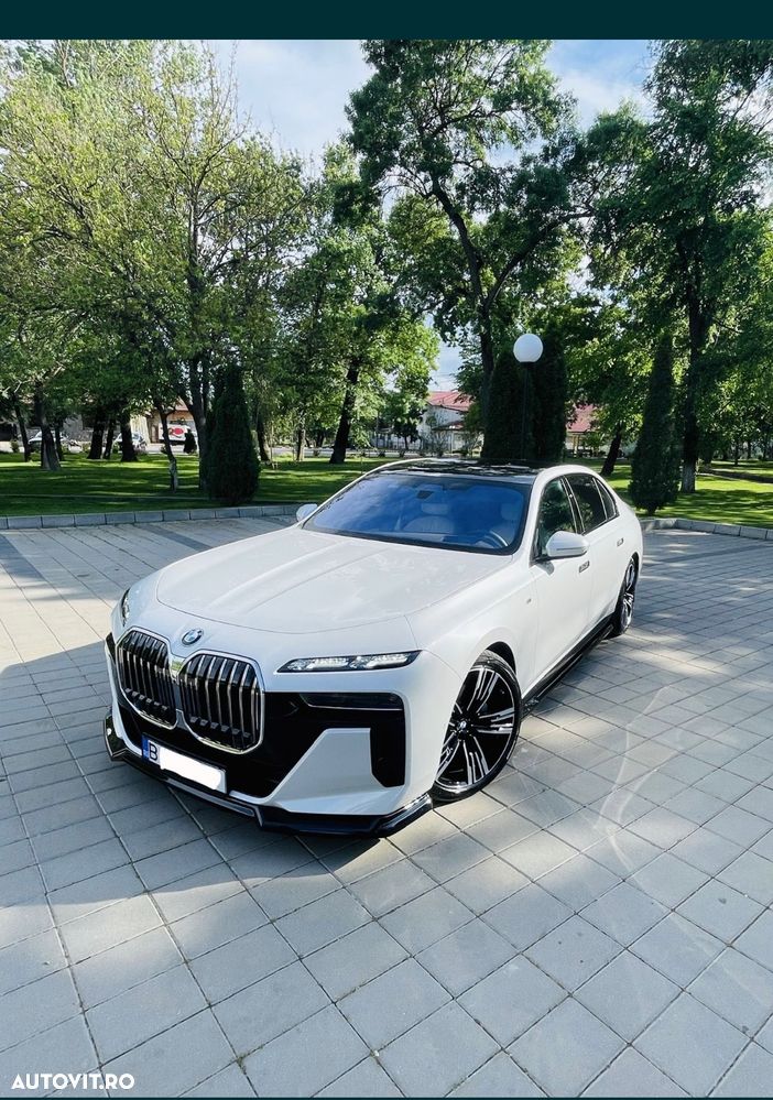 BMW Seria 7 740d xDrive MHEV - 7