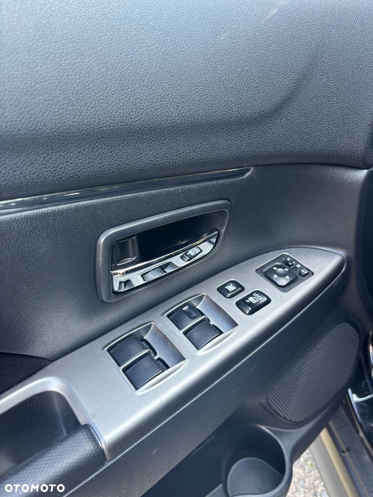 Mitsubishi ASX 2.0 Intense 4WD CVT - 13