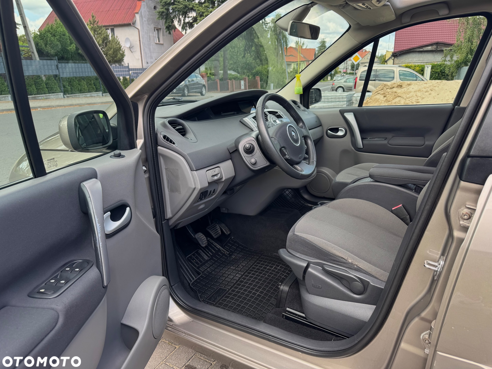 Renault Scenic 1.6 16V 110 Expression - 13