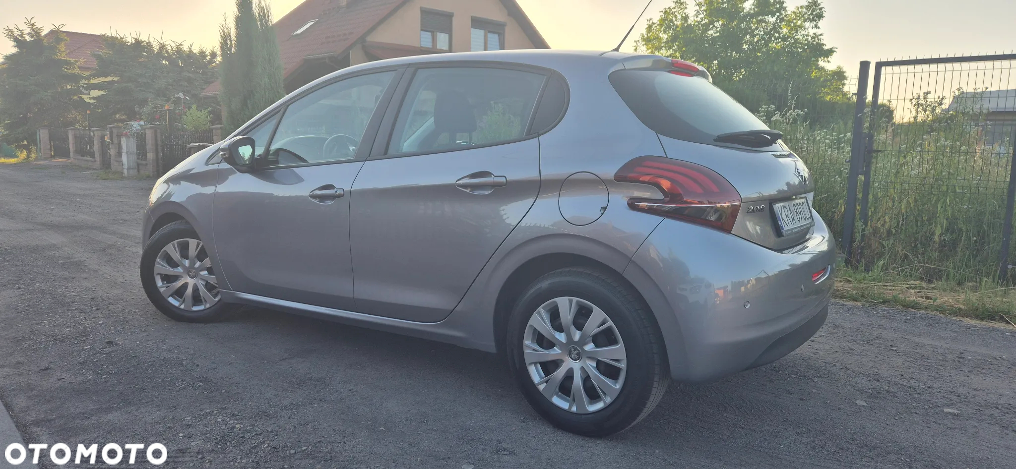 Peugeot 208 1.5 BlueHDi Active Pack S&S - 4
