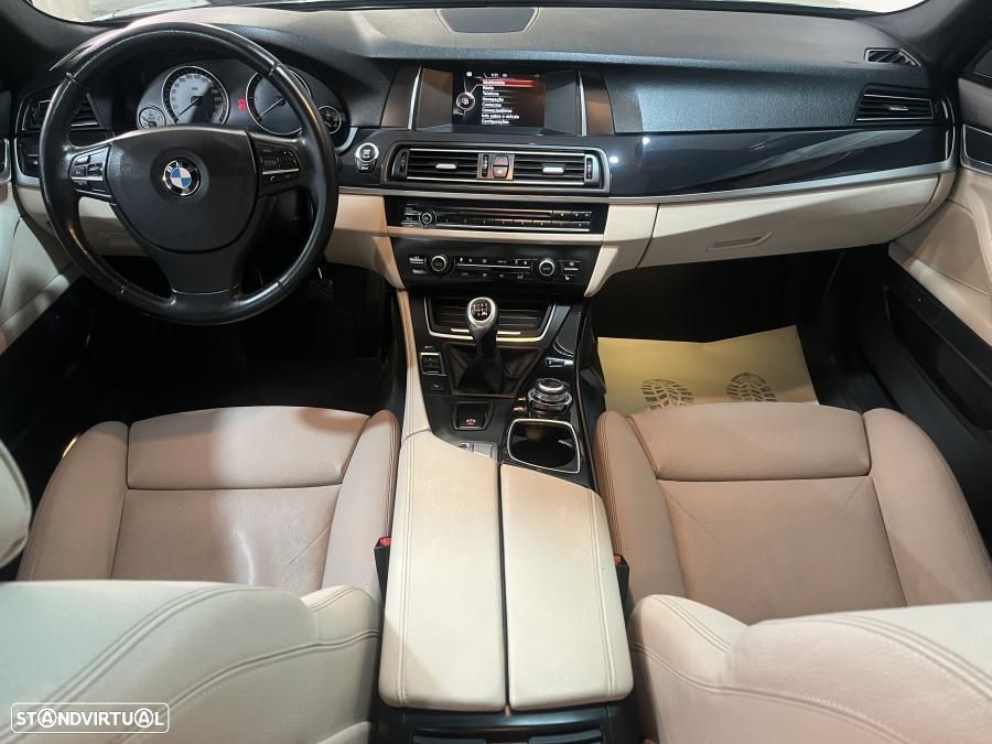 BMW 520 d Line Luxury - 29