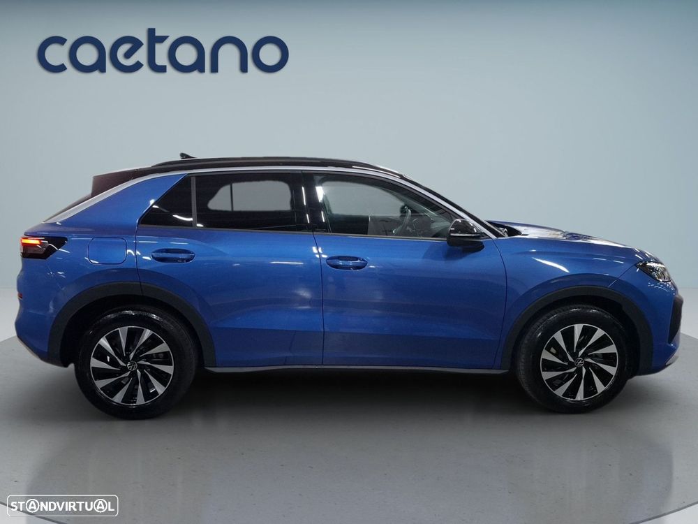 VW T-Roc 1.5 eTSI Life DSG - 9