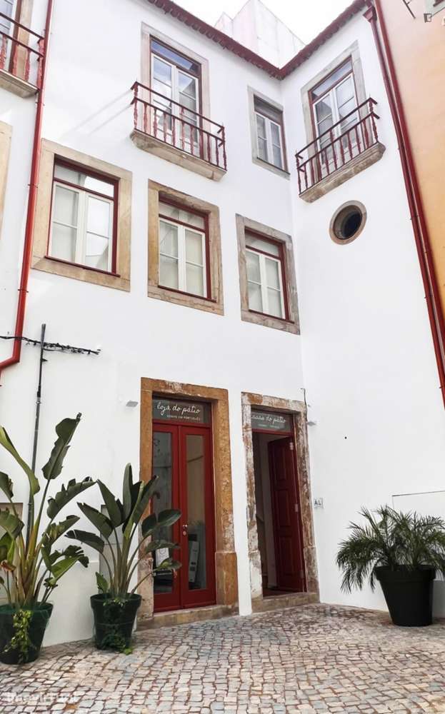 Estúdio - localizado em Alta Universitária Coimbra - Grande imagem: 2/7