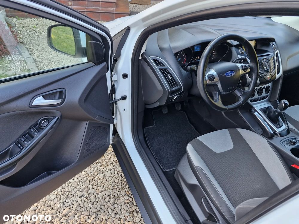 Ford Focus 1.6 TI-VCT Champions Edition - 19