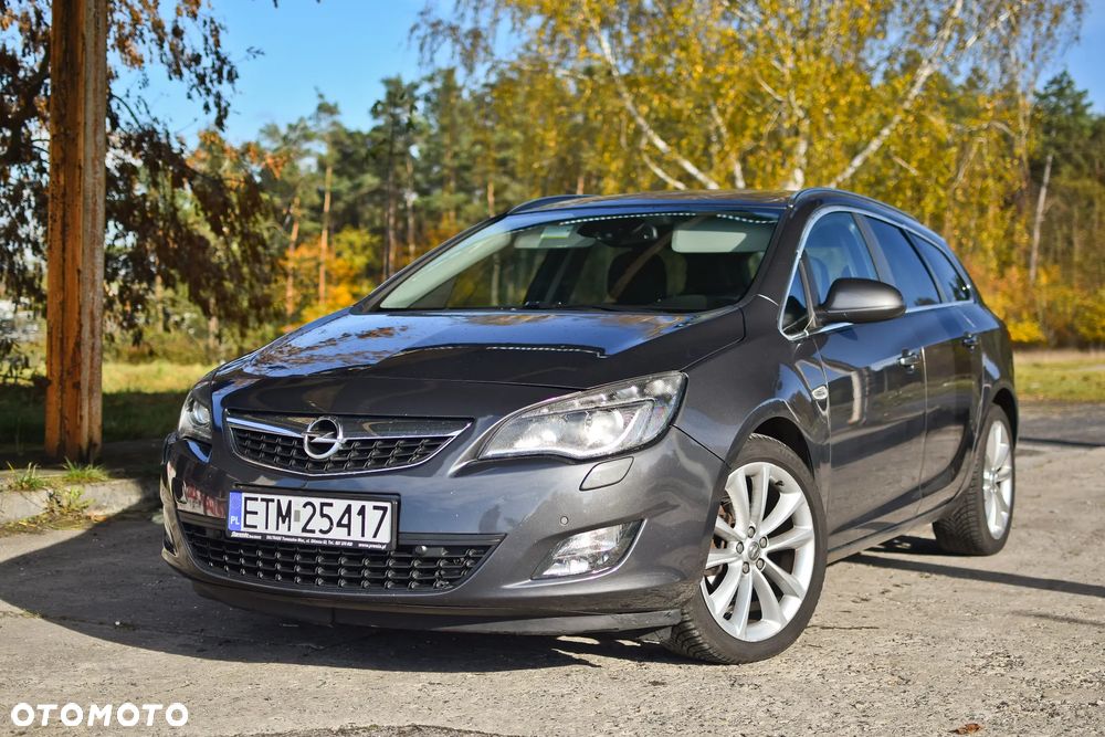Opel Astra 1.4 T Cosmo - 1