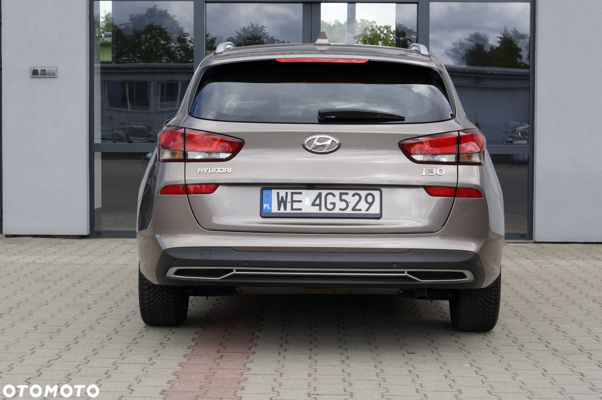 Hyundai i30 1.5 T-GDI 48V Comfort DCT - 10