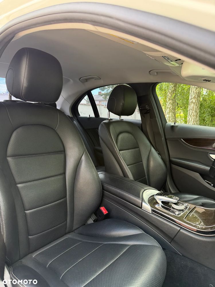 Mercedes-Benz Klasa C 300 7G-TRONIC - 10