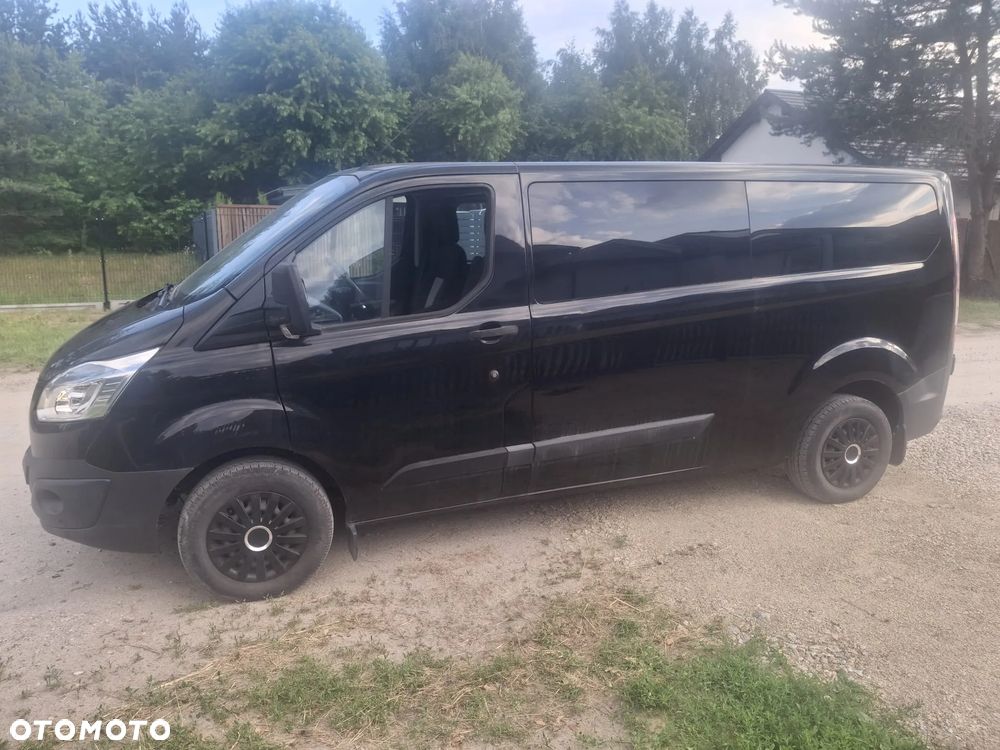 Ford Tourneo Custom - 3