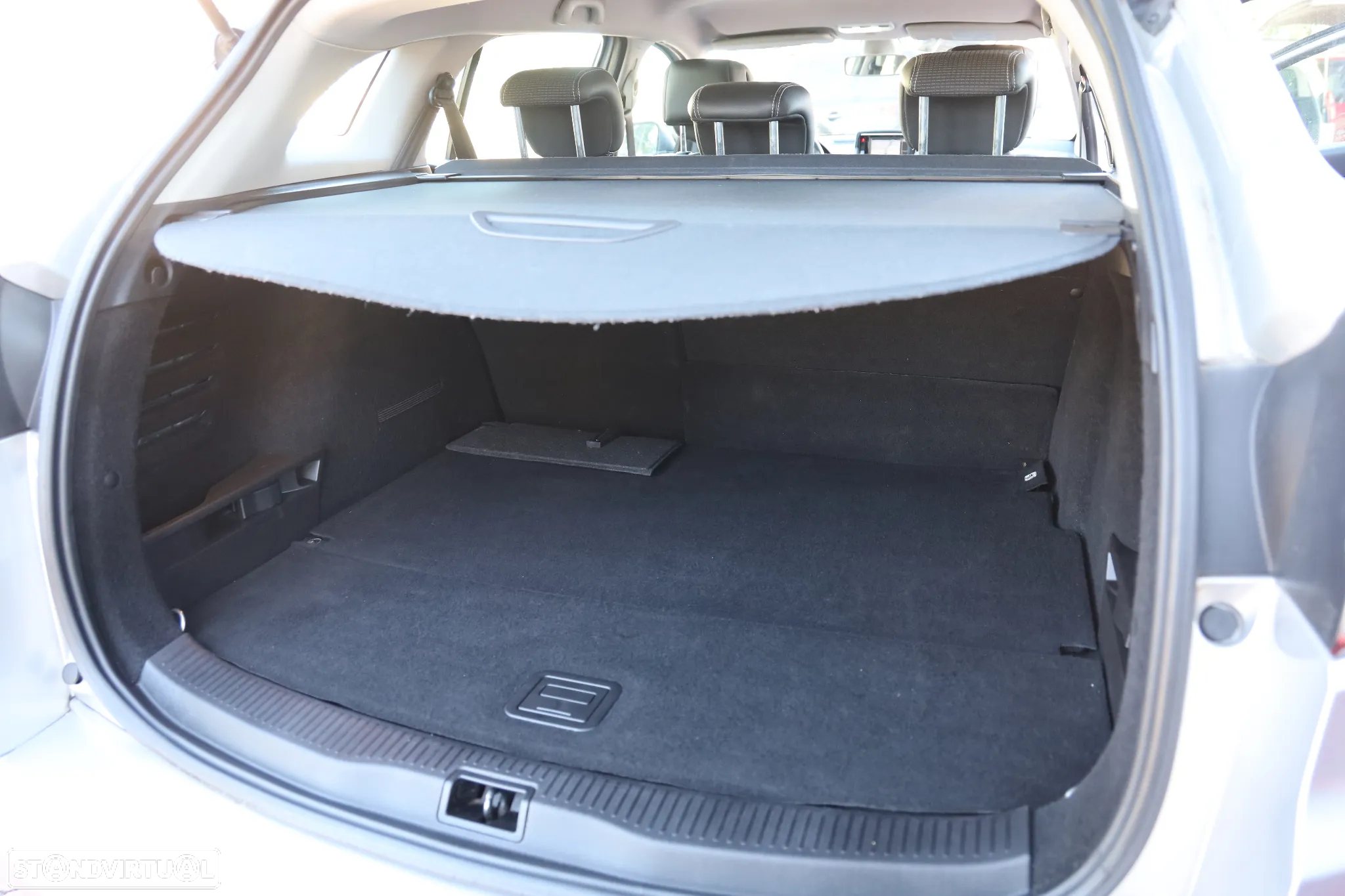 Renault Mégane Sport Tourer 1.6 dCi GT Line SS - 12