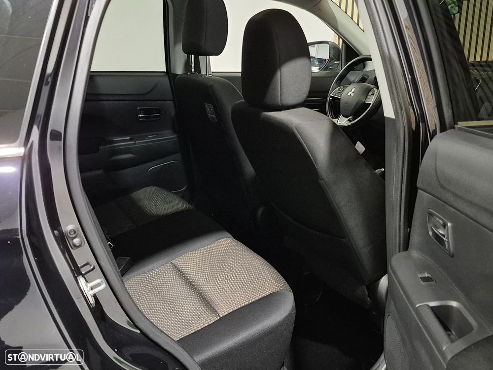 Mitsubishi ASX 1.6 Cross City - 25