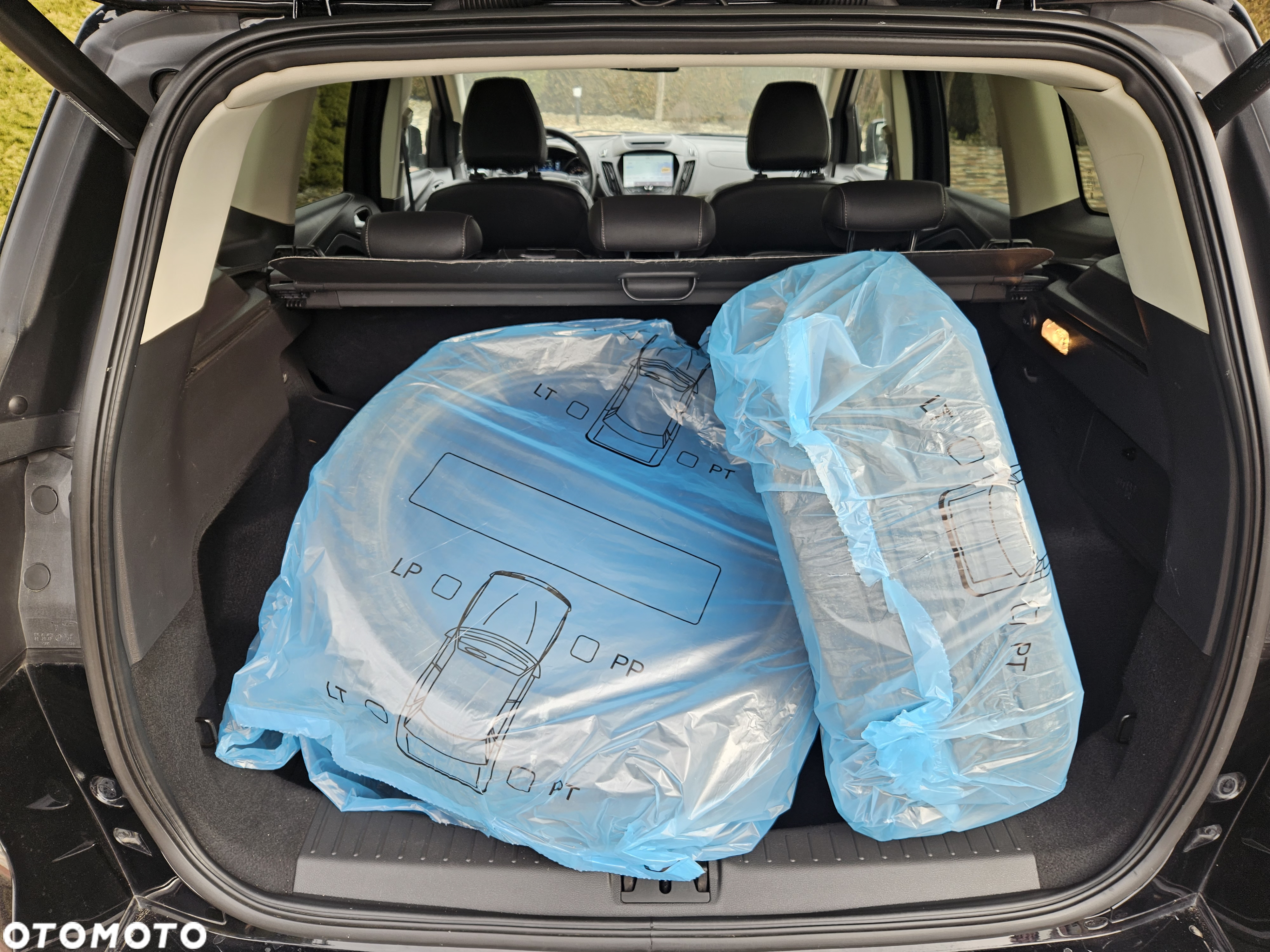 Ford Kuga 2.0 TDCi 4x4 Vignale - 23