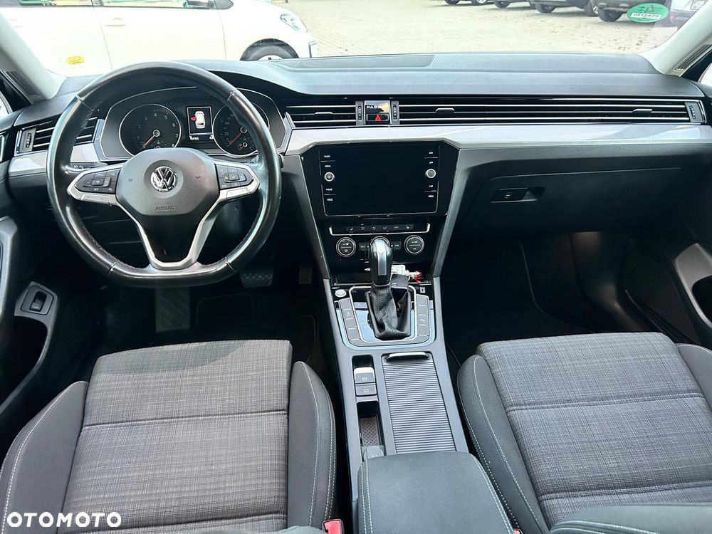 Volkswagen Passat 1.5 TSI OPF DSG Comfortline - 19