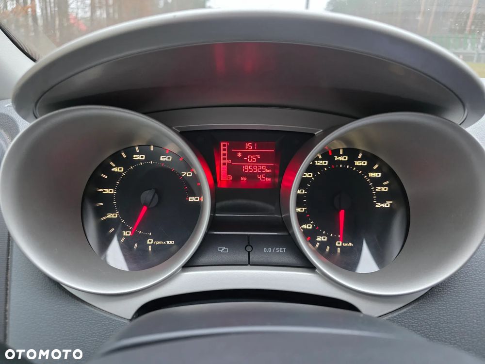 Seat Ibiza 1.4 16V Style - 29