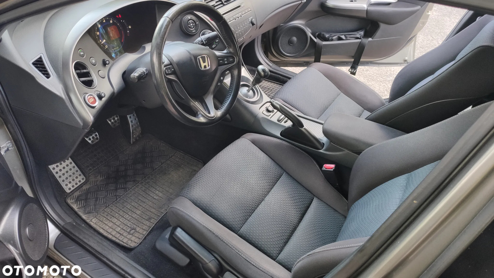 Honda Civic 1.8 Executive - 4