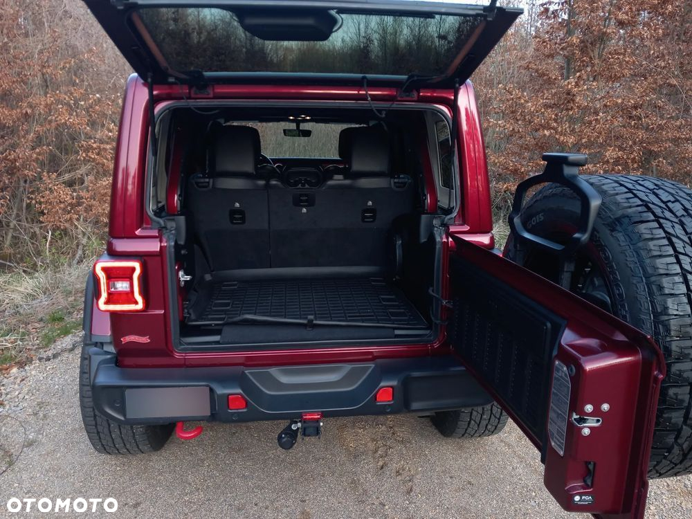 Jeep Wrangler - 8