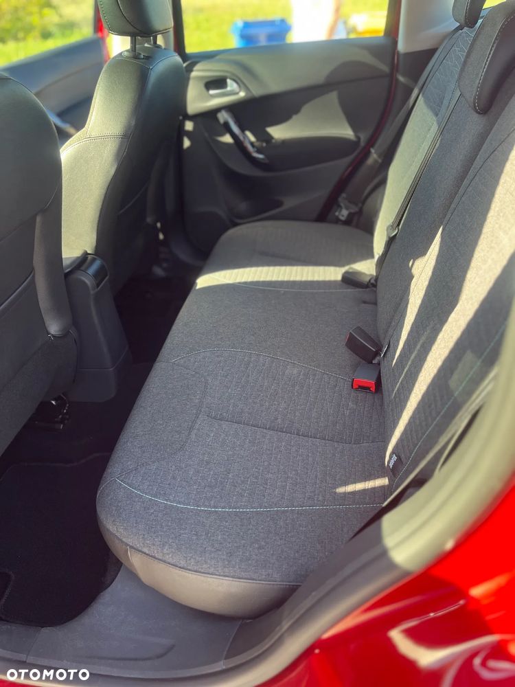 Citroën C3 1.2 PureTech Feel - 21